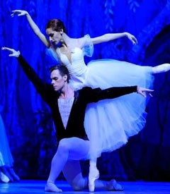 На сцене Дворца Гейдара Алиева прошел показ балета «Жизель»