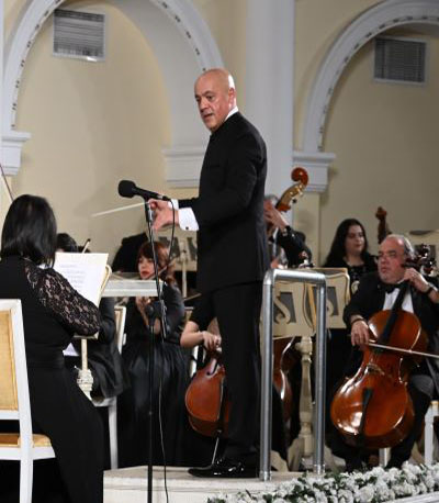 Johann Strauss'un 200 illik yubileyinə həsr olunmuş möhtəşəm konsert