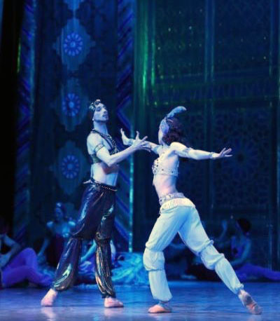 Показ балета "Шахерезада" и "Барышня и Хулиган"